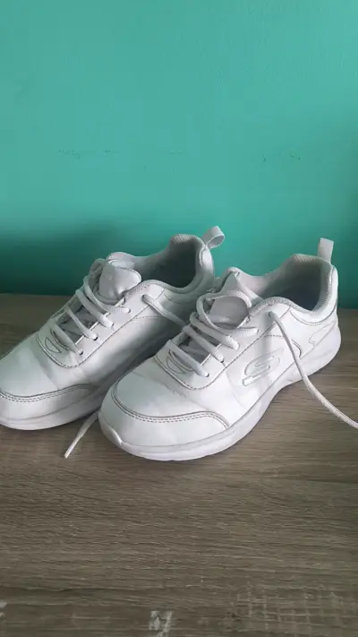 Zapatillas deportivas blancas para niña - miniatura 3