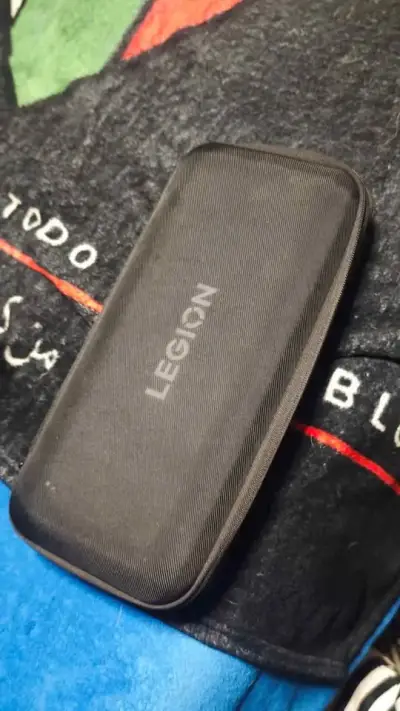LENOVO LEGION GO 1TB (COMPUTADOR GAMER PORTATIL) - miniatura 2