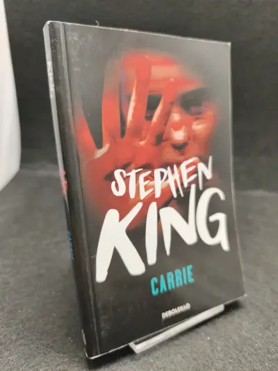 Libro 'Carrie' de Stephen King en edición de bolsillo - miniatura 2