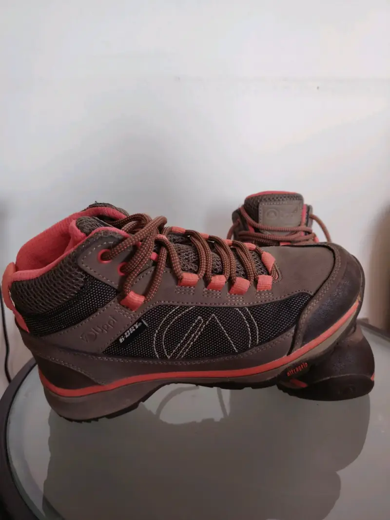Botas de trekking impermeables. - 3