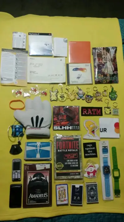 Lote de artículos coleccionables variados - miniatura 2