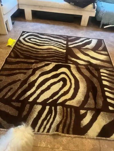 Alfombra decorativa con diseño de cebra - miniatura 1