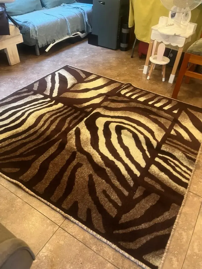 Alfombra decorativa con diseño de cebra - 2