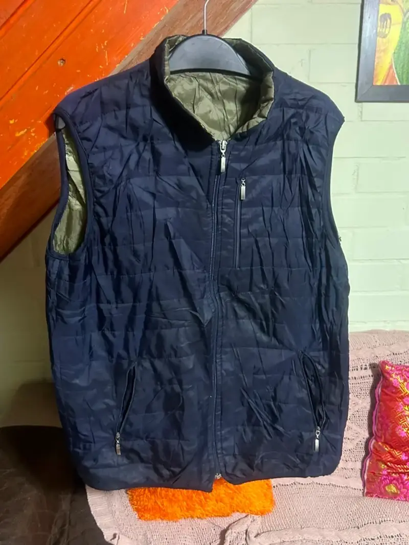 Chaqueta negra para hombre en buen estado - 4