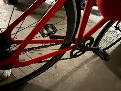 Bicicleta Fixie roja de una velocidad - miniatura 5