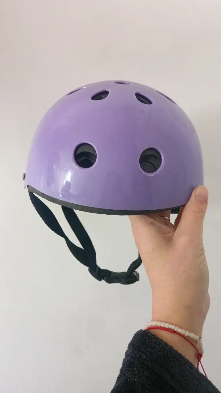 Casco de bicicleta morado para niña - 1