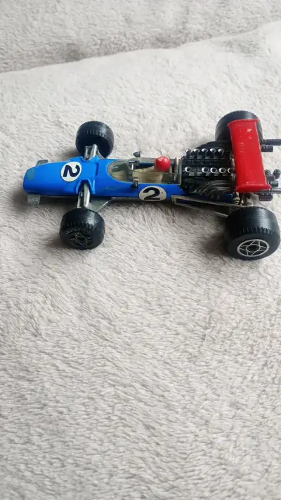 Auto de juguete Fórmula 1 azul vintage - miniatura 2