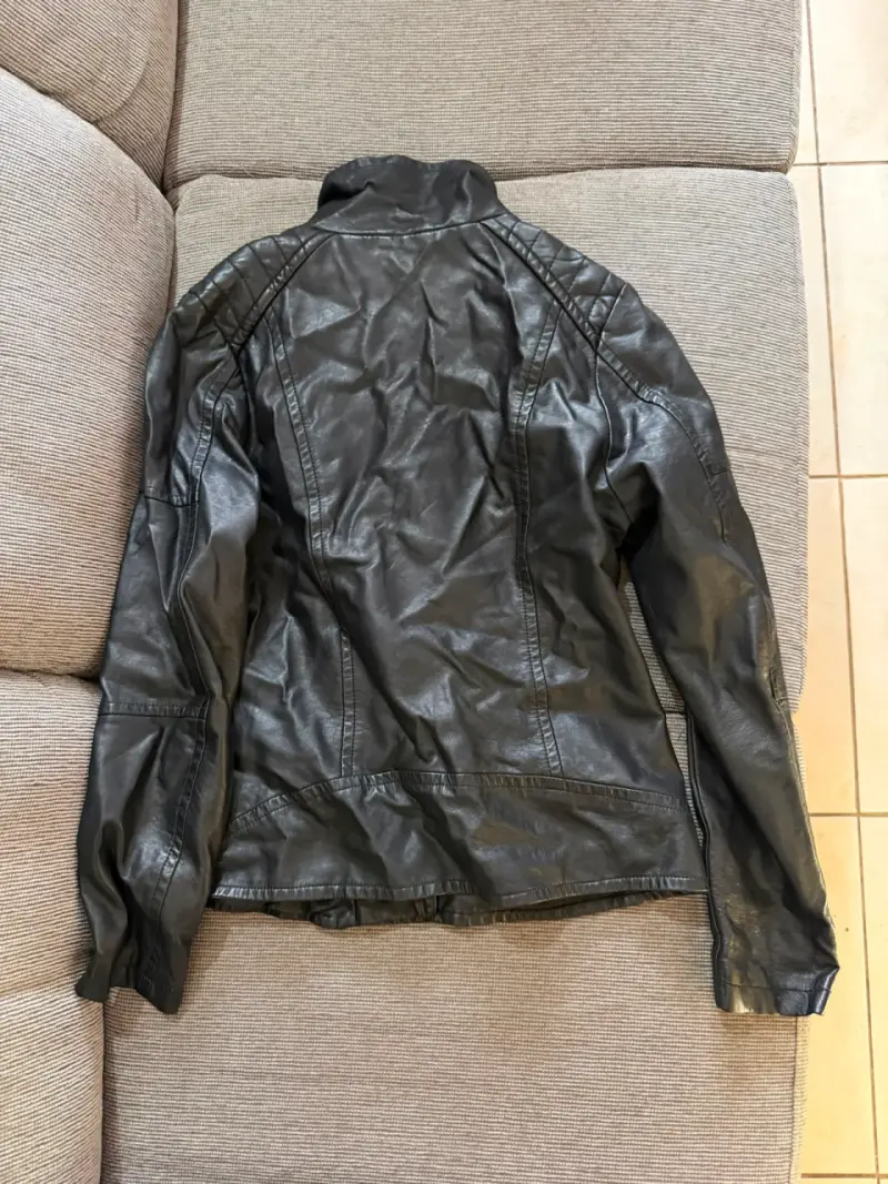Chaqueta de cuero negra talla L - 2