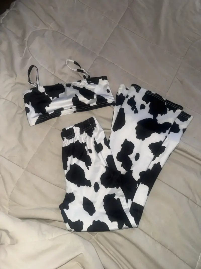 Conjunto infantil estampado de vaca - 4