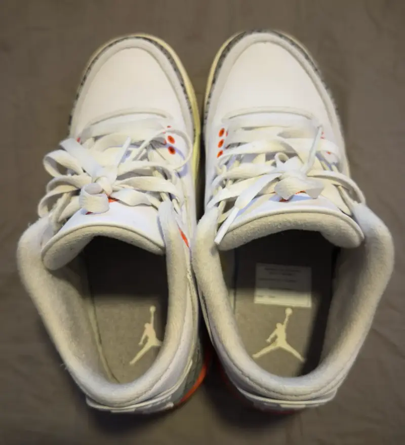 Zapatillas deportivas blancas con detalles naranjas - 2