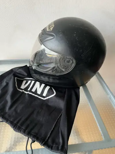 Casco de moto Vini negro con visor - miniatura 2