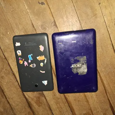 Tabletas Acer y Alcatel usadas con detalles - miniatura 1