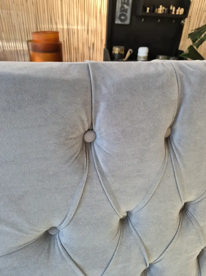 Respaldo de cama tapizado en terciopelo gris - 3