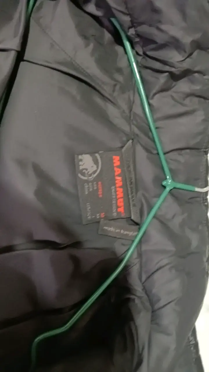 Chaqueta de plumas negra Mammut para invierno - 2