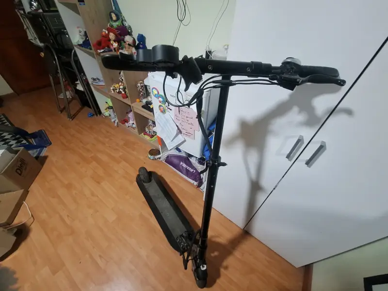 Scooter eléctrico plegable Shengeite en buen estado - 2