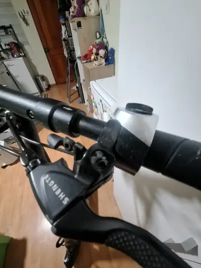 Scooter eléctrico plegable Shengeite en buen estado - miniatura 3