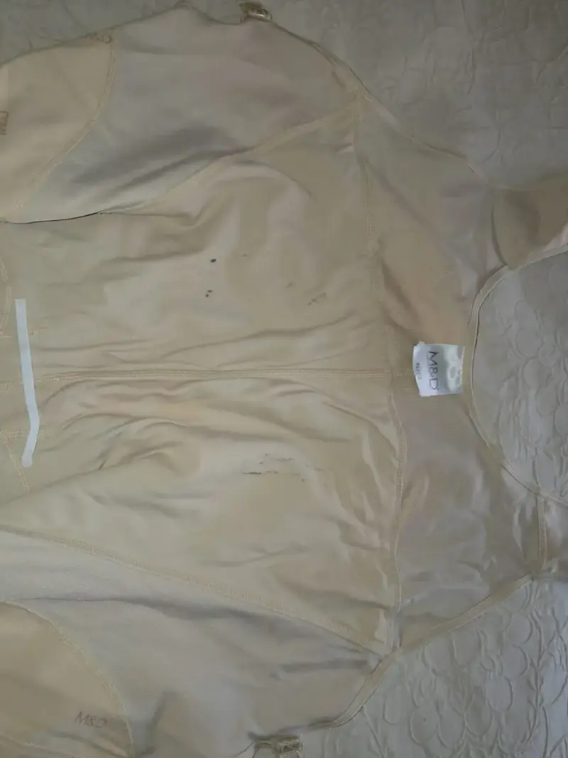 Faja post operatoria beige con cierre frontal - 5