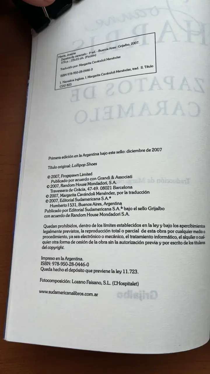 Libro 'Zapatos de Caramelo' de Joanne Harris - 3