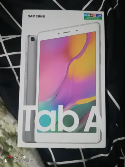 Tablet Samsung Galaxy Tab A con conectividad 4G - miniatura 1