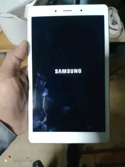 Tablet Samsung Galaxy Tab A con conectividad 4G - miniatura 3