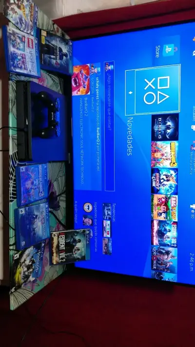 Consola PS4 con juegos incluidos - miniatura 1