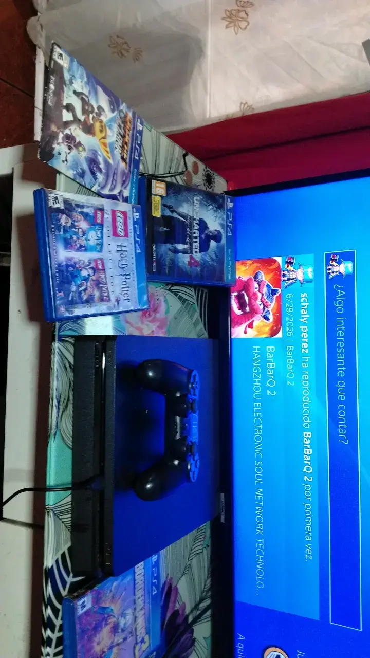 Consola PS4 con juegos incluidos - 2