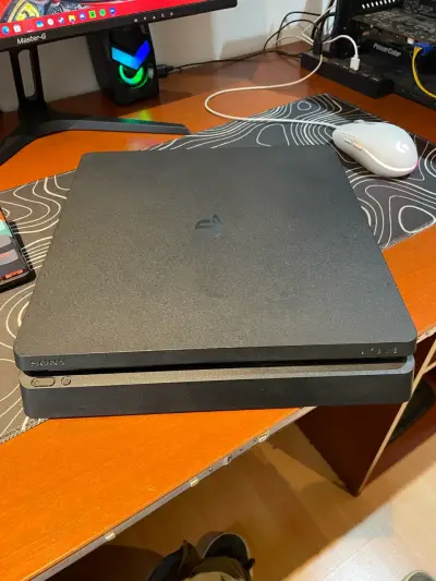 Consola Sony PlayStation 4 Slim en buen estado - miniatura 1