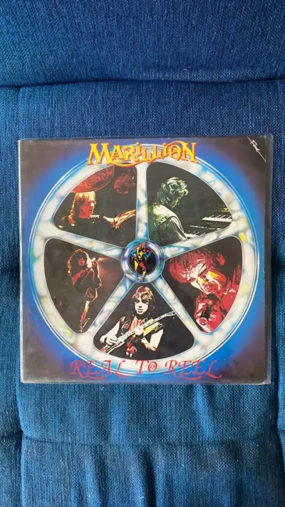 Vinilo Marillion Real to Reel en buen estado - miniatura 1