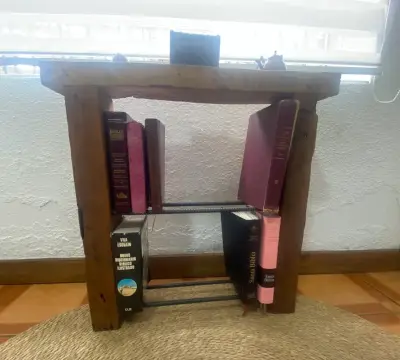 Estante de madera de Roble rústico para libros - miniatura 1