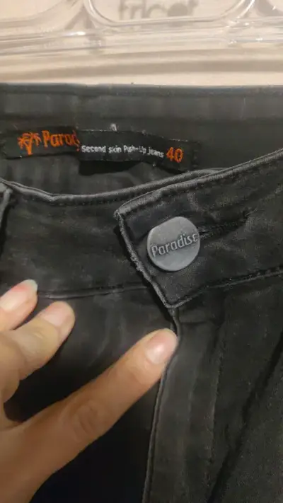 Jeans Paradise negros de mezclilla para mujer - miniatura 2