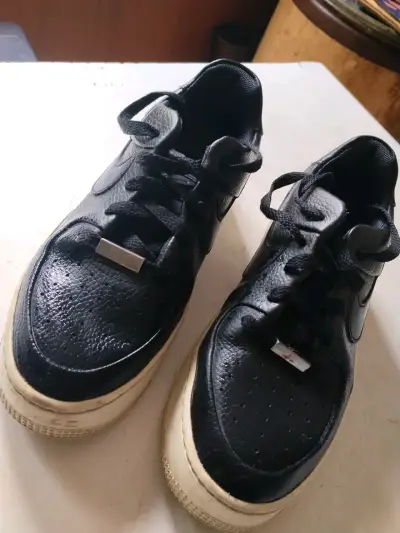 Zapatillas deportivas negras con plataforma - miniatura 2