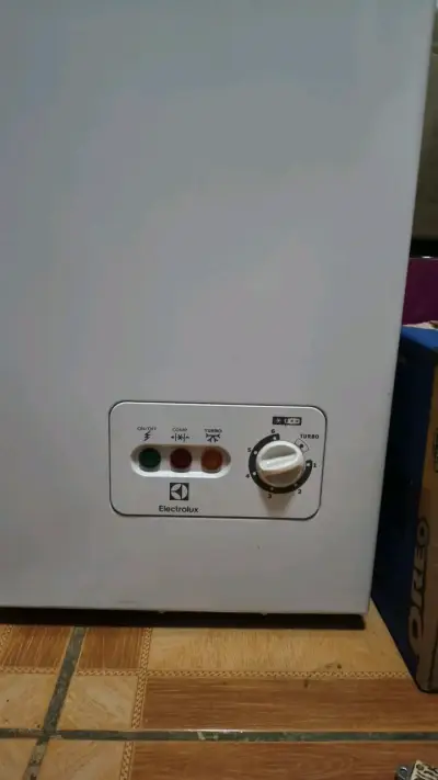 Congelador horizontal Electrolux A+ eficiente - miniatura 3