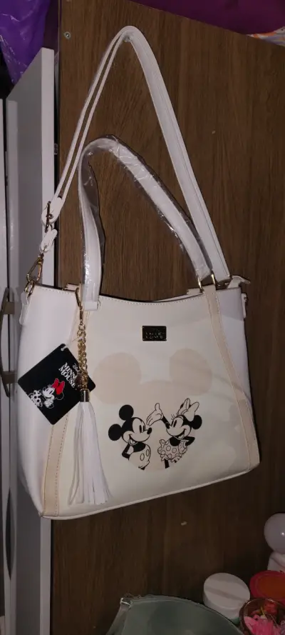 Cartera blanca con diseño de Mickey y Minnie - miniatura 1