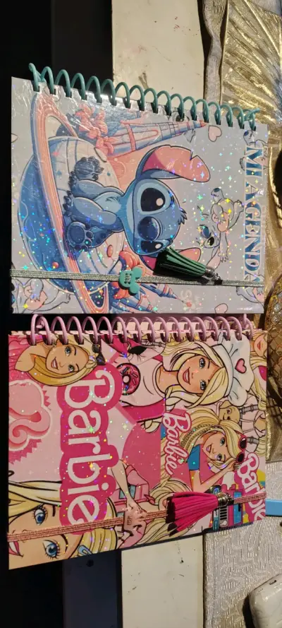 agendas Barbie y Stitch - miniatura 1
