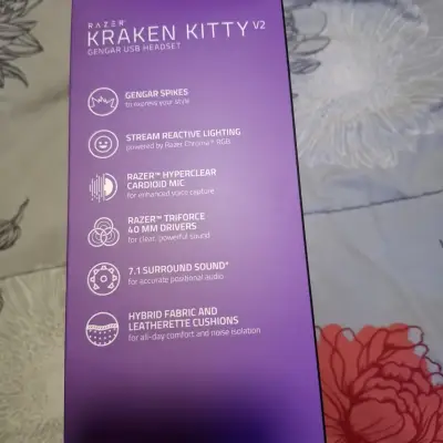 Audífonos Razer Kraken Kitty V2 Edición Pokémon - miniatura 6