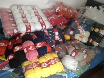 Lote de lanas Exlin de colores variados - miniatura 1