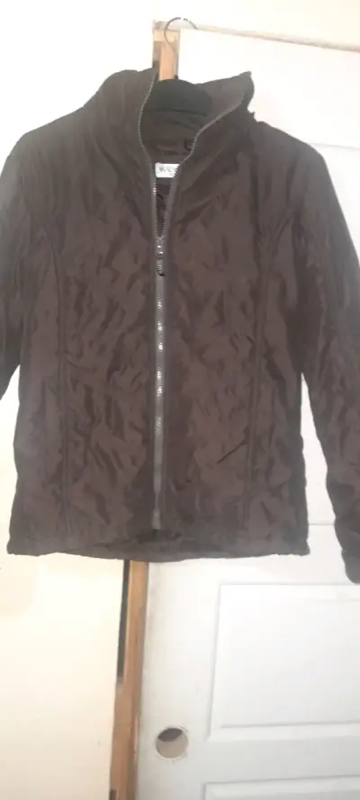 Chaqueta cafepara mujer con cierre wados - miniatura 1