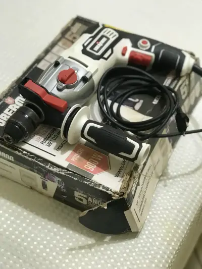 Taladro percutor Ubermann con cable en caja - miniatura 5
