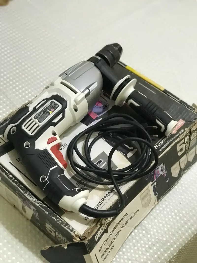 Taladro percutor Ubermann con cable en caja - 6