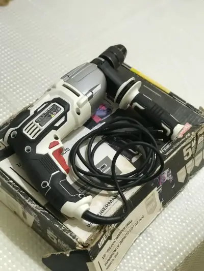 Taladro percutor Ubermann con cable en caja - miniatura 6