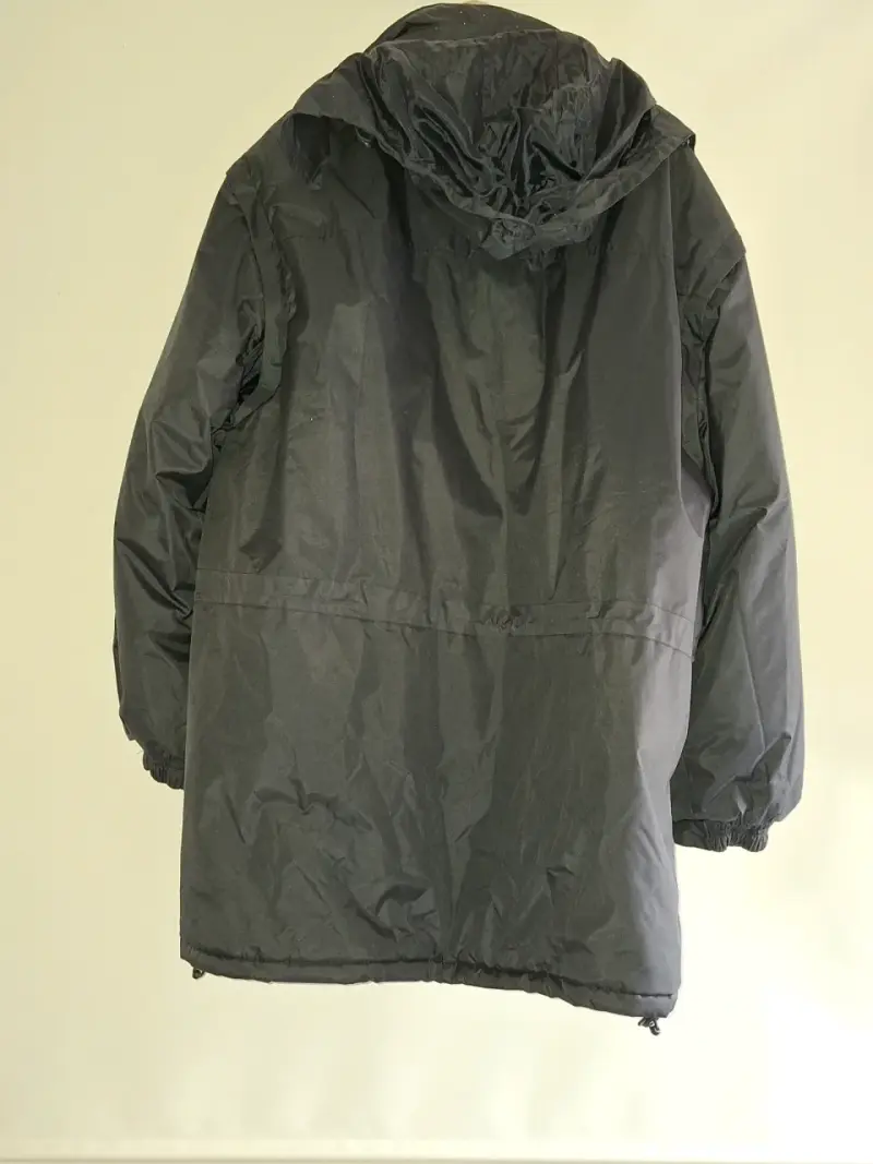 Parka impermeable negra para hombre - 4