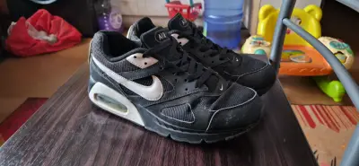Lote de zapatillas deportivas varias marcas - miniatura 5