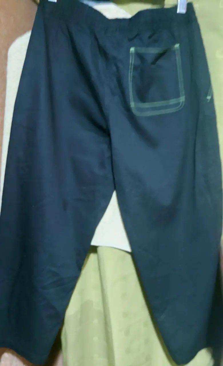 Pantalones deportivos negros Puma para hombre - 2