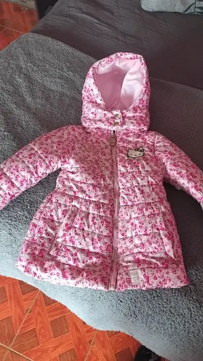 Chaqueta infantil Hello Kitty floreada - miniatura 2
