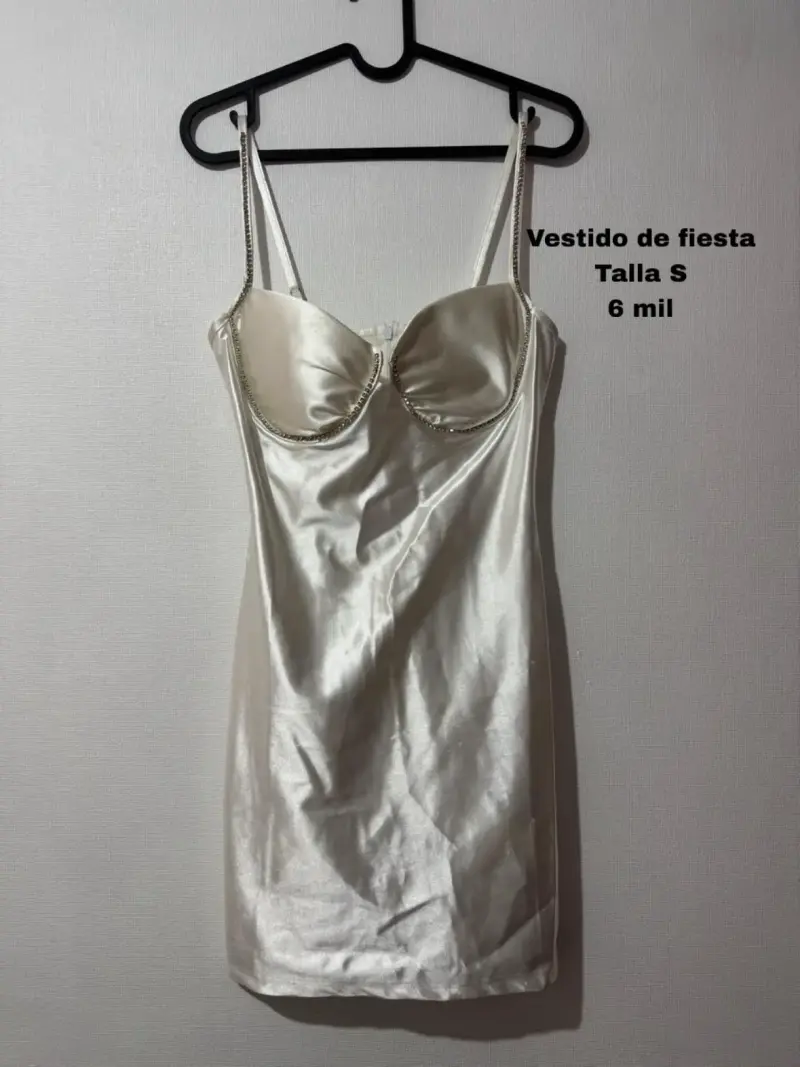 Vestido de fiesta satinado talla S