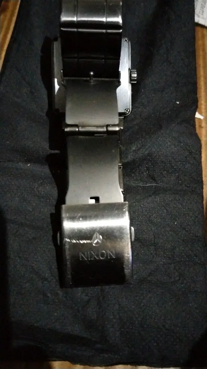 Reloj Nixon cuadrado de acero inoxidable - 2