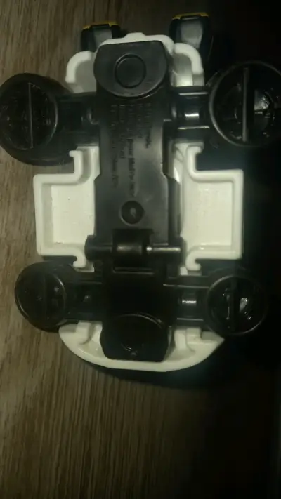 Figura de juguete Mario Kart con auto - miniatura 5