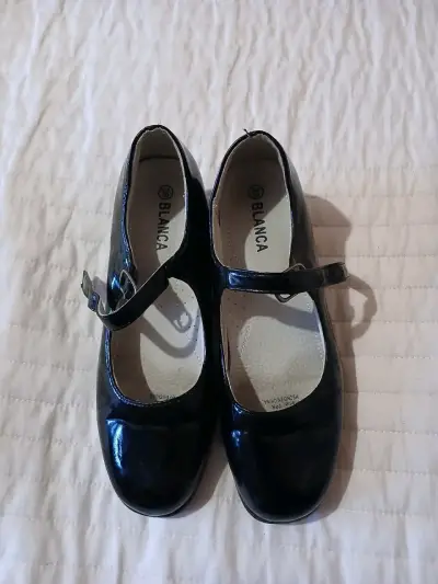 Zapatos de charol negros para niña marca Blanca - miniatura 1