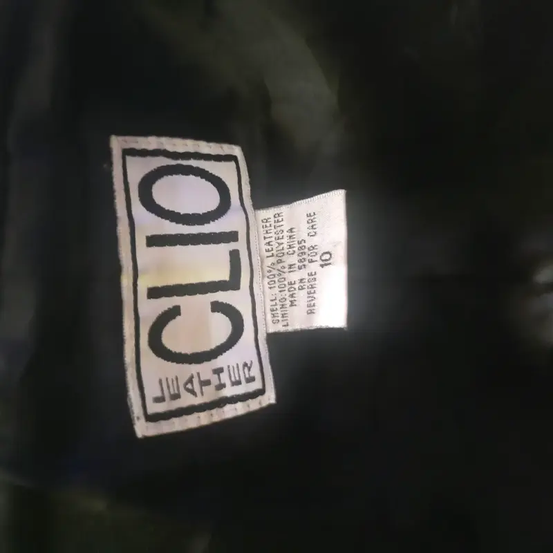 Chaqueta de cuero negra - 5