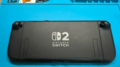 Nintendo Switch 2 usada - miniatura 3
